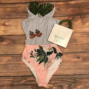 Cupshe NWOT tropical one piece with zip up back
